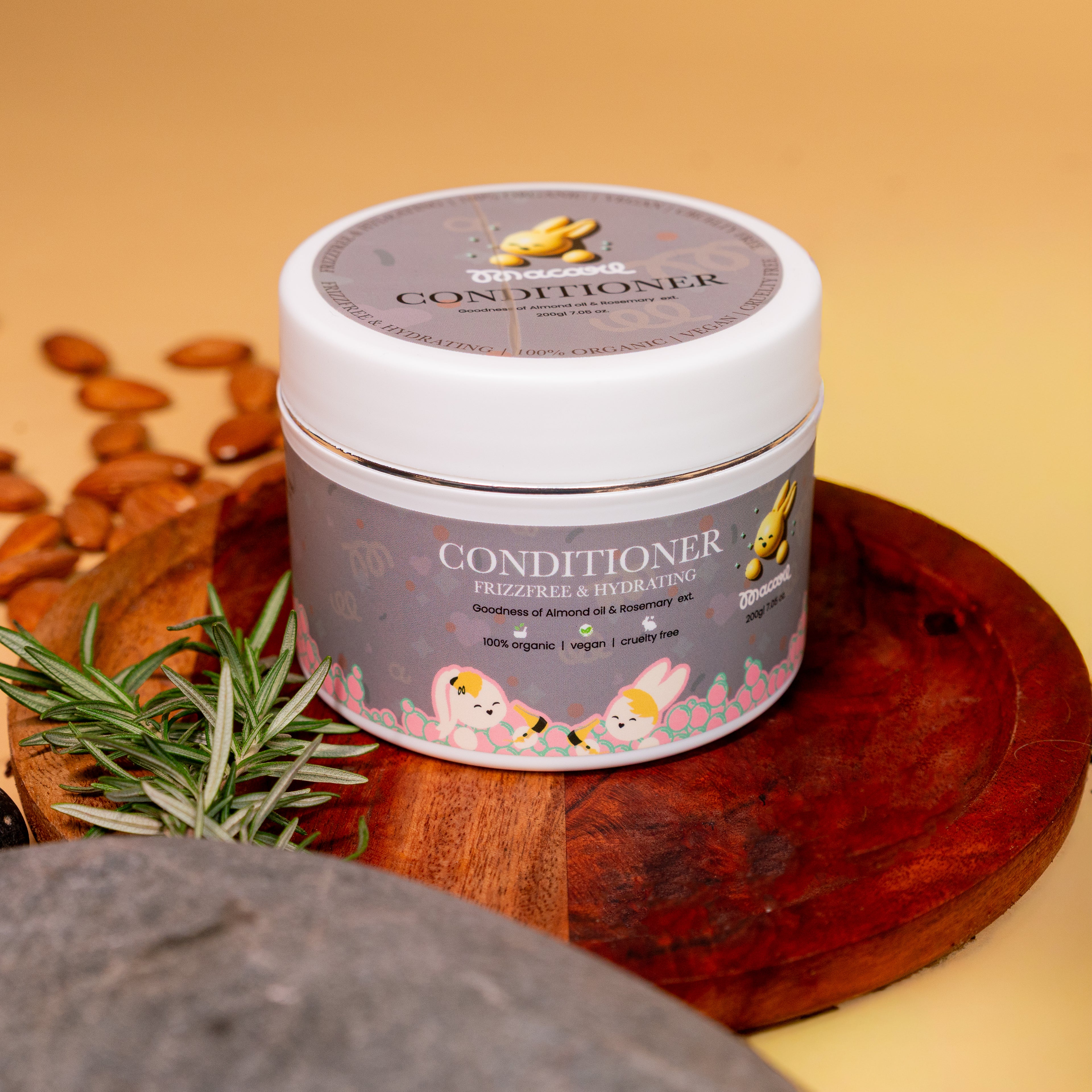 FRIZZFREE AND HYDRATING CONDITIONER (200 GM)