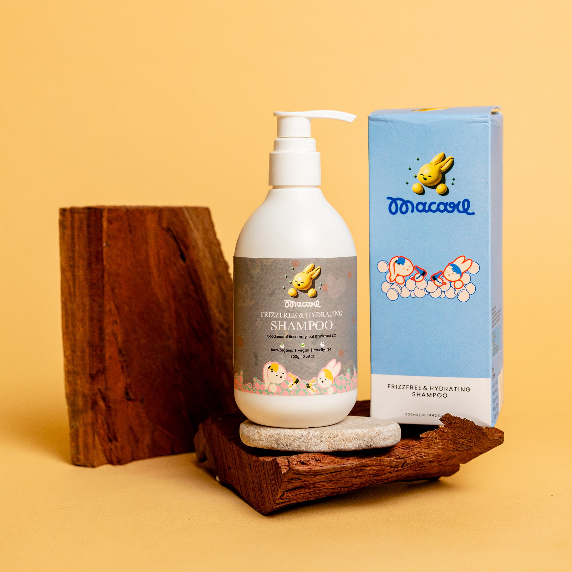 FRIZZFREE AND HYDRATING SHAMPOO (300 ML)