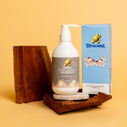 FRIZZFREE AND HYDRATING SHAMPOO (300 ML)